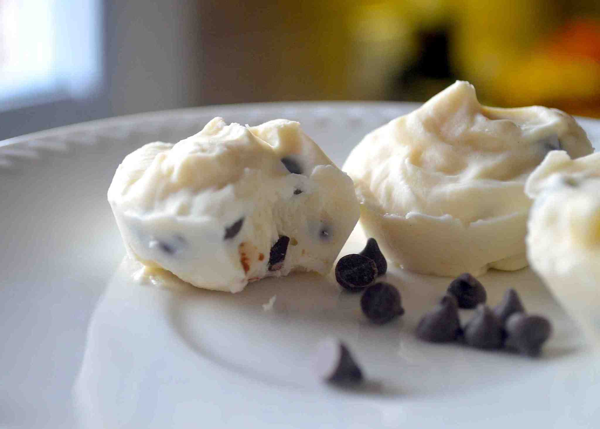 Mint ChocolateChip Protein Cheesecake Bites Mouthwatering Motivation