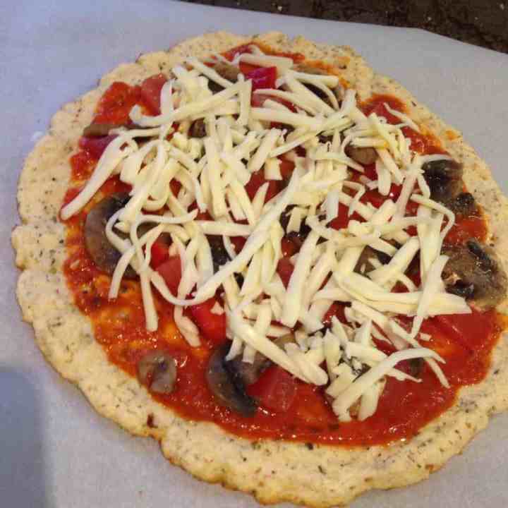 Easy Gluten-Free/Keto Pizza Crust for One - Mouthwatering Motivation