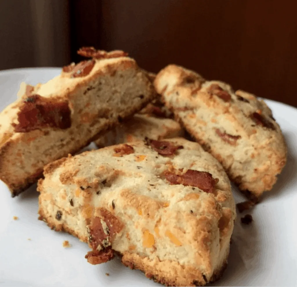 keto bacon cheddar scones