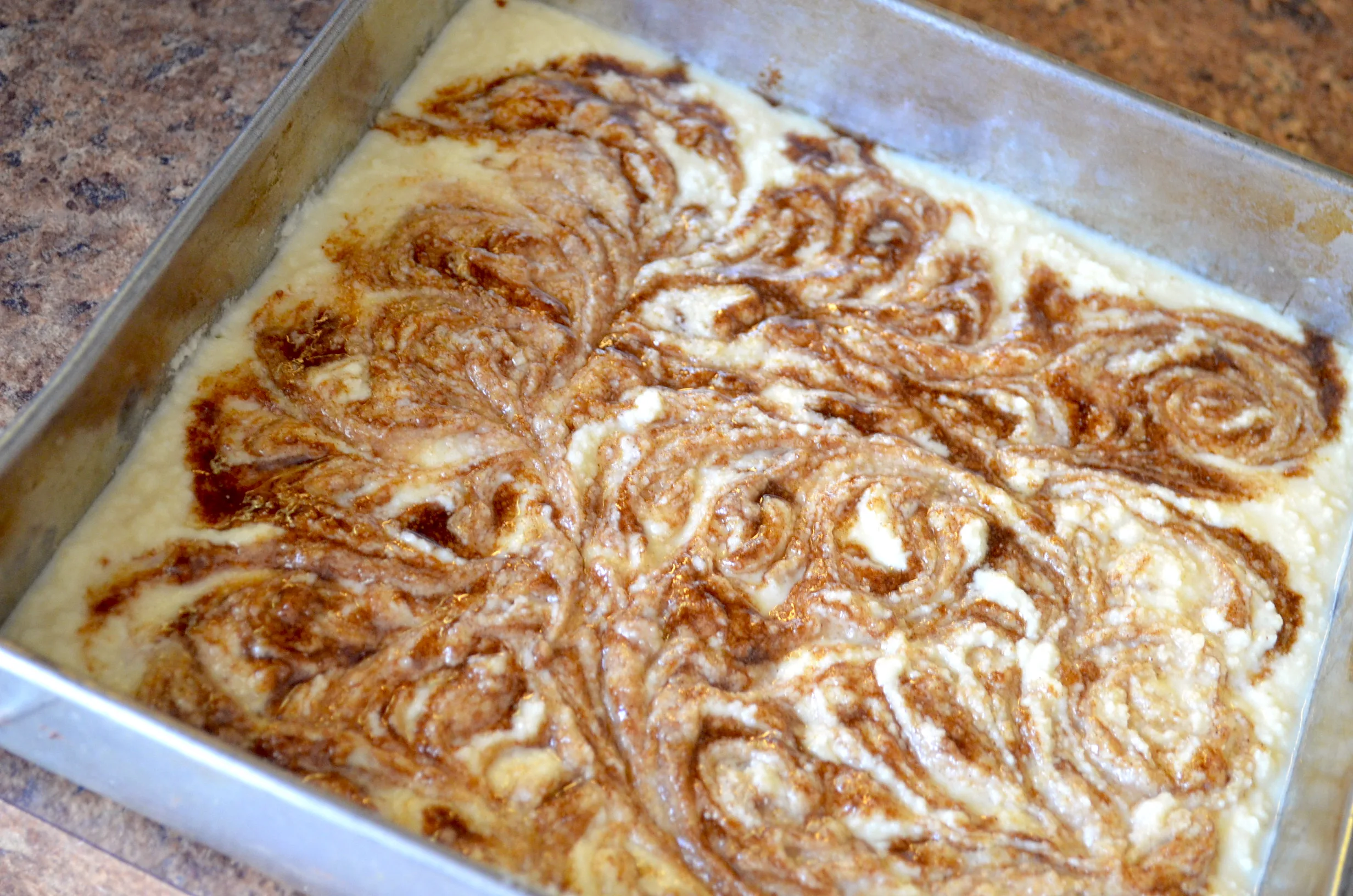 keto cinnamon swirl cake