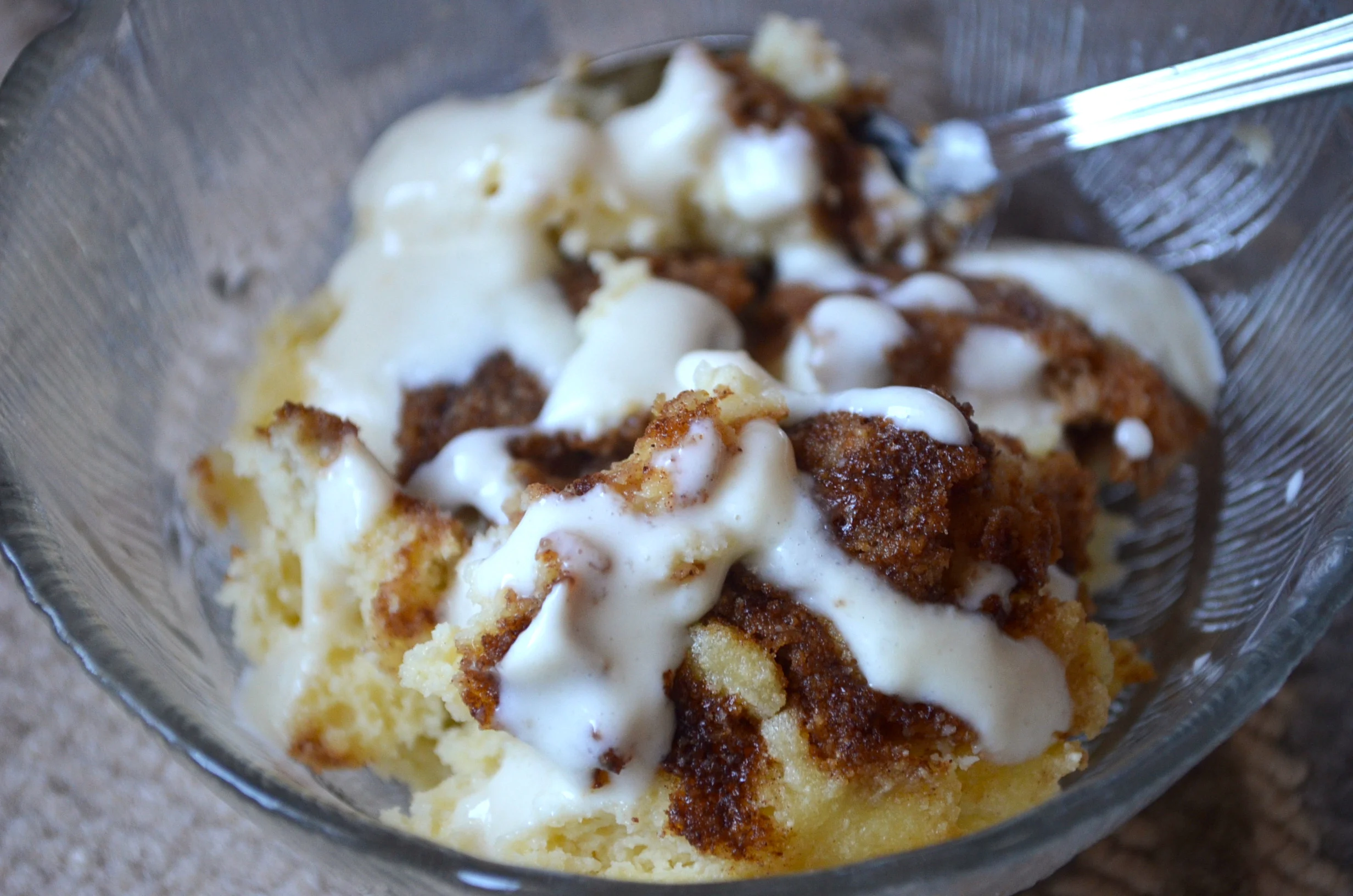 keto cinnamon roll