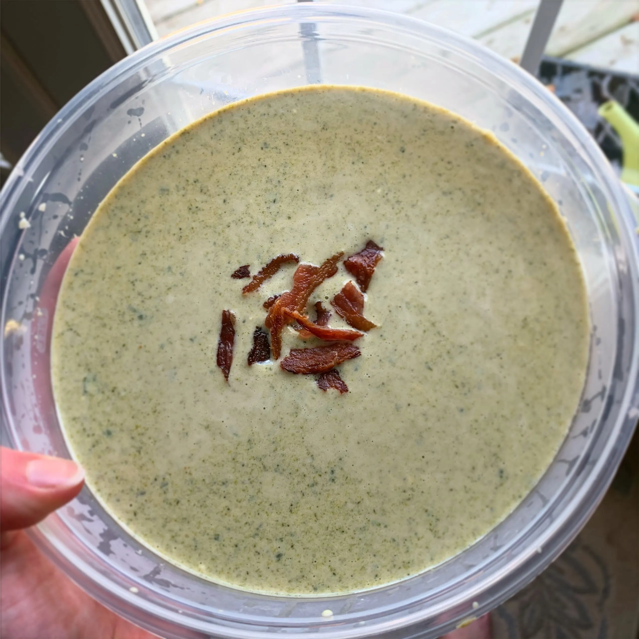 low-carb creamy broccoli leek soup with bacon