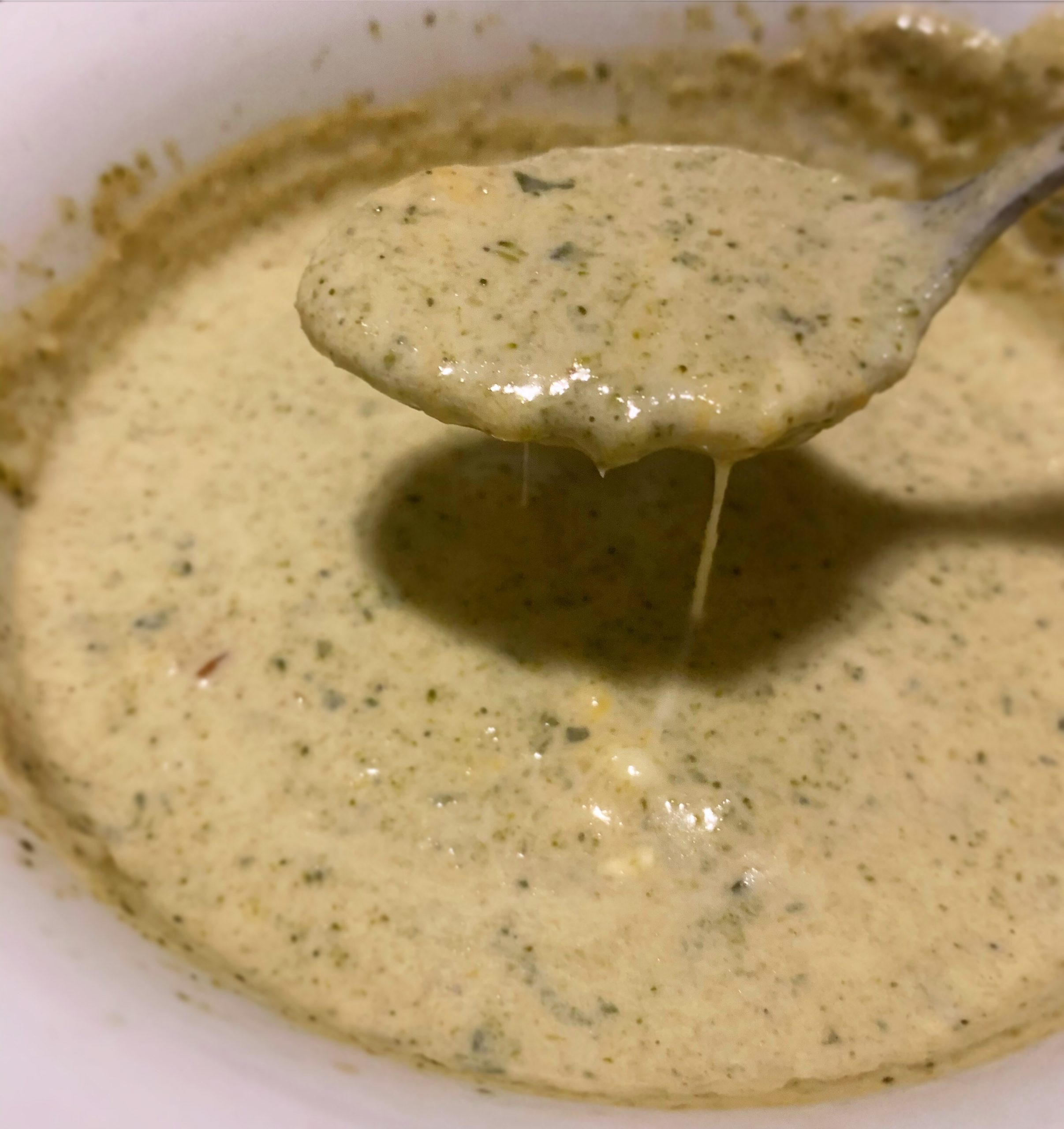 low-carb creamy broccoli leek soup with bacon