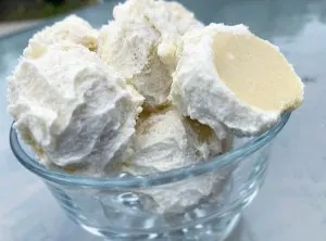 KETO No-Bake Snowball bites