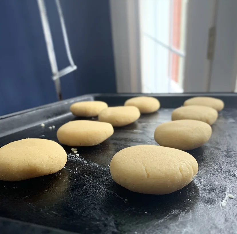 keto caramel chocolate shortbread cookies