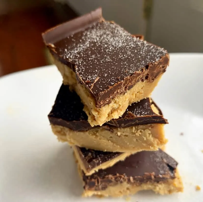 Keto No Bake Peanut Butter Bars