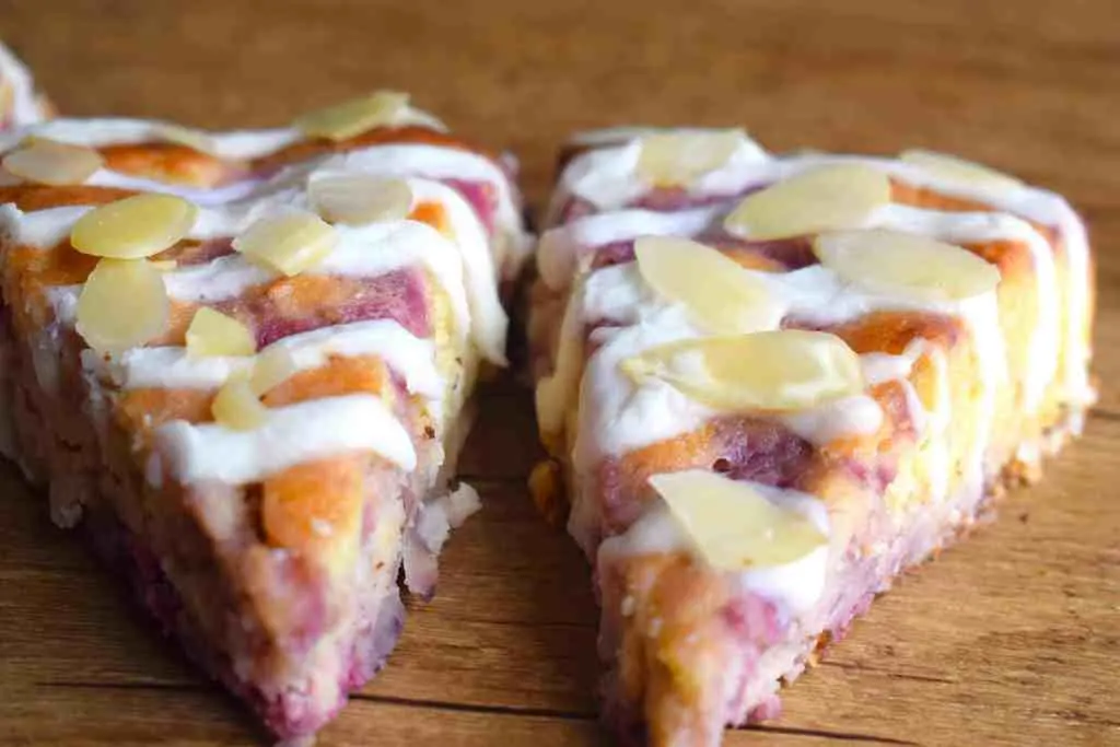 keto raspberry almond scones