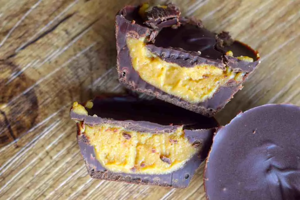 keto chocolate caramel cups