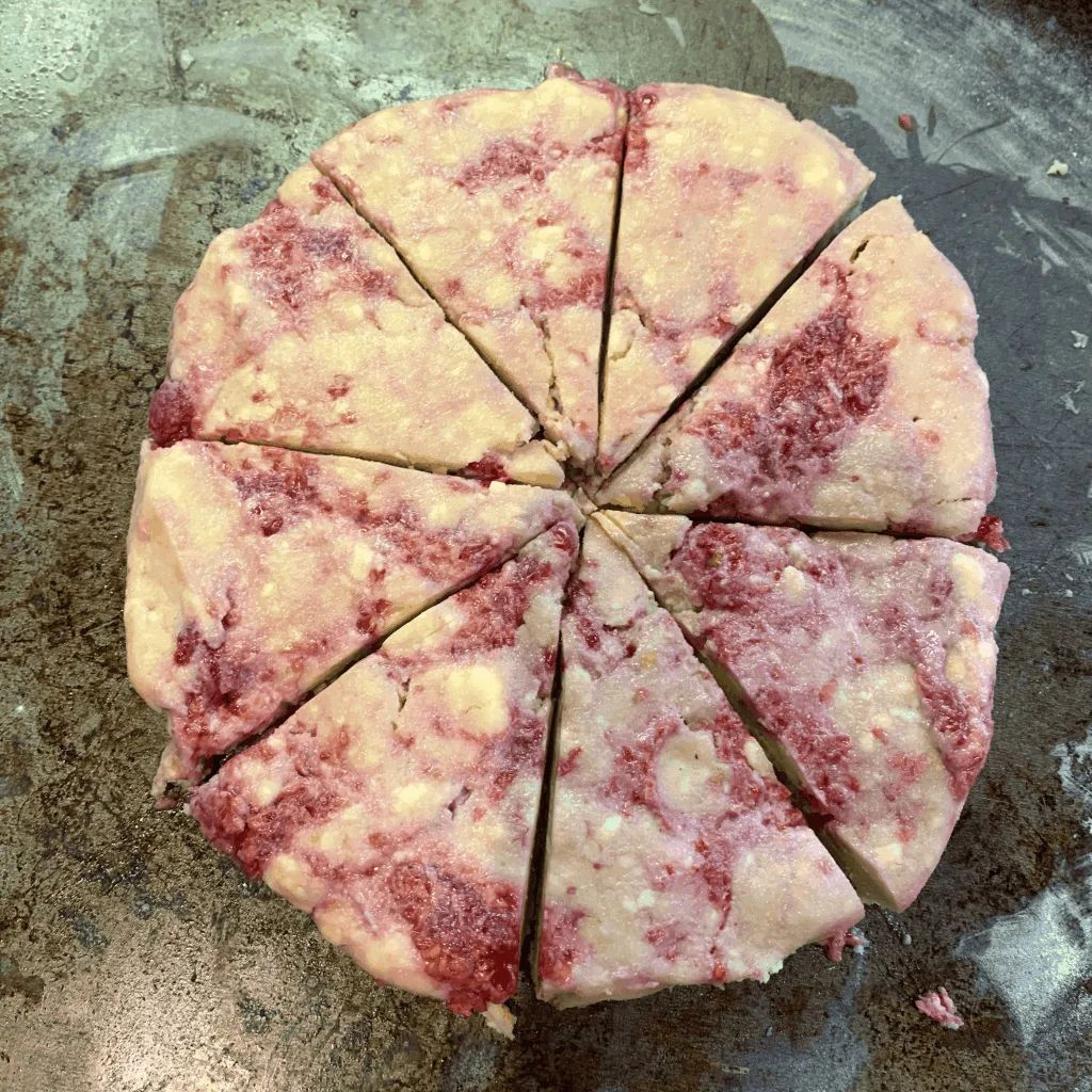 keto raspberry scones