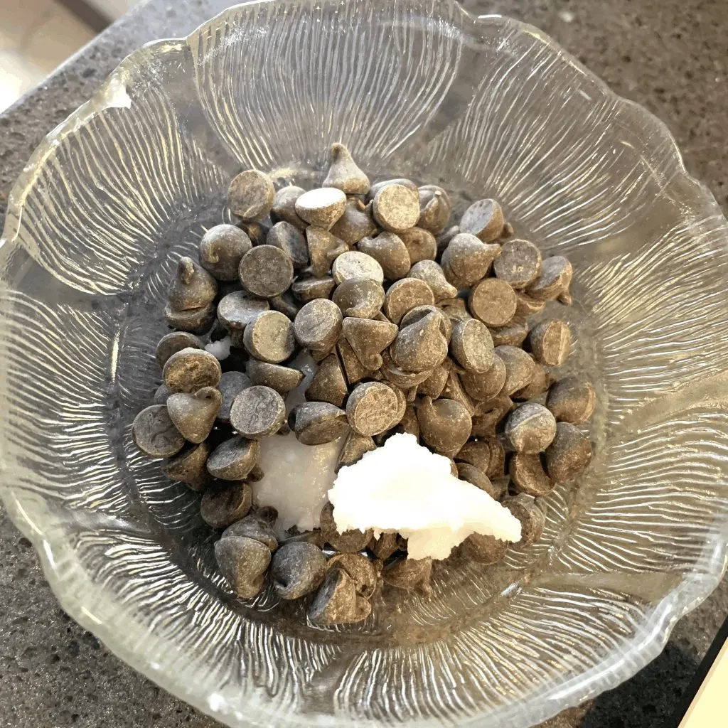 stevia chocolate chips and coconut oil