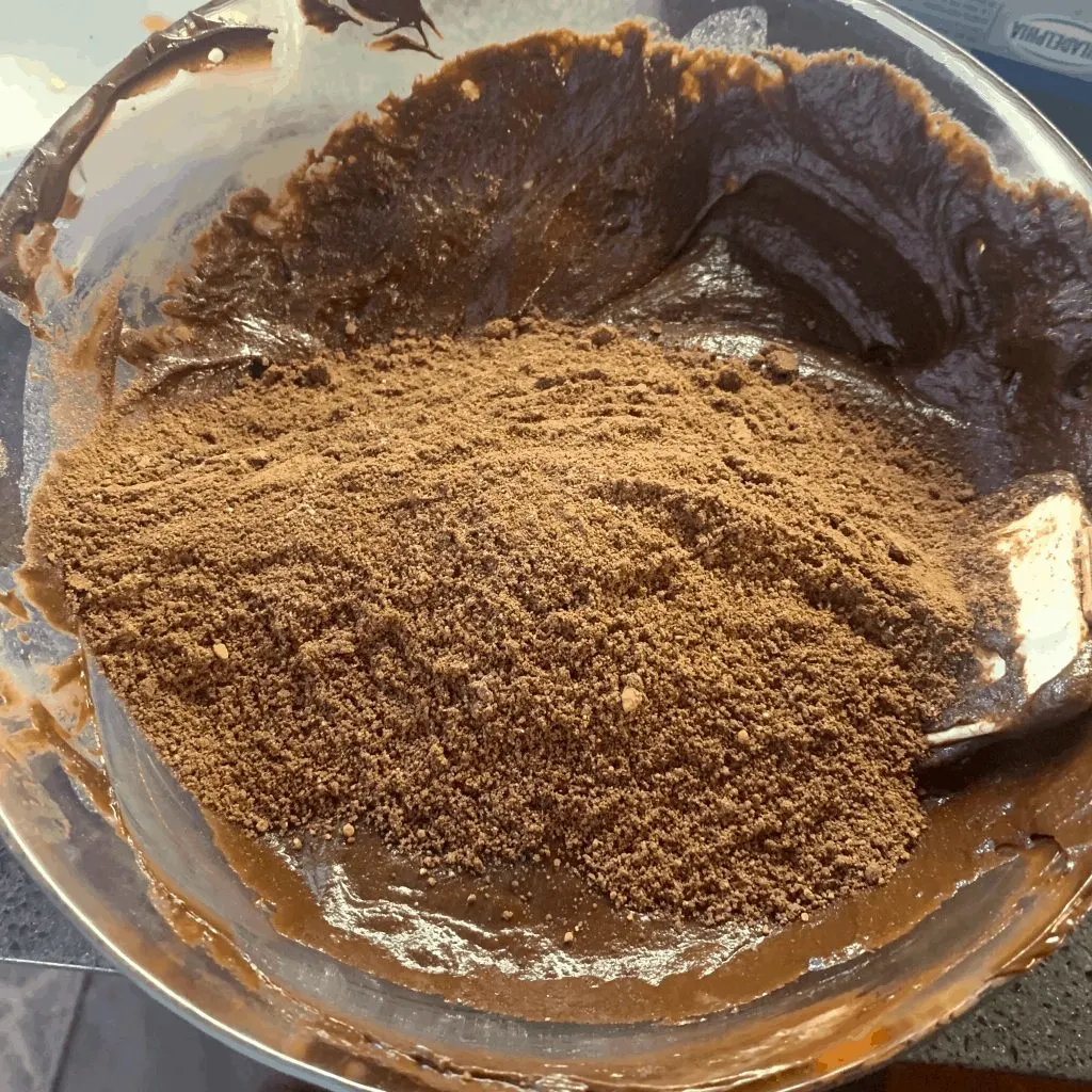 add almond flour and cocoa flour to wet ingredients