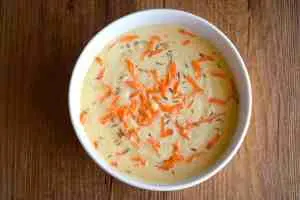 Easy Keto Cauliflower and Carrot soup