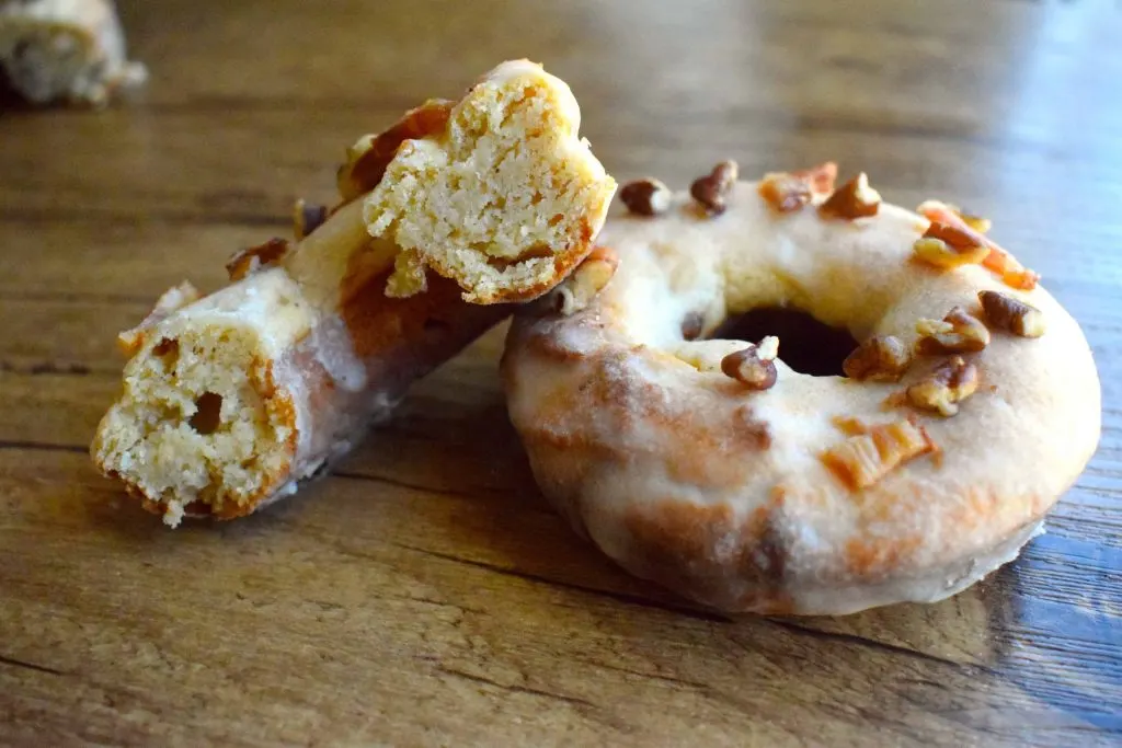 keto maple pecan bacon donuts keto maple pecan bacon donuts