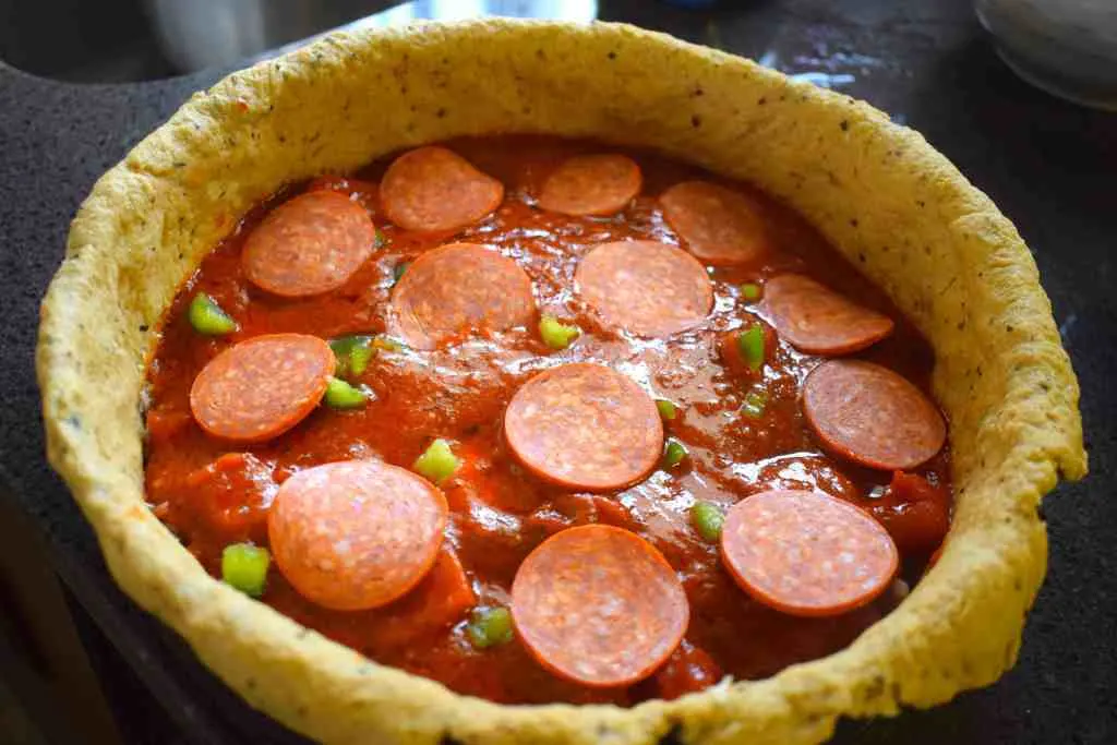 keto deep dish pizza crust fillings