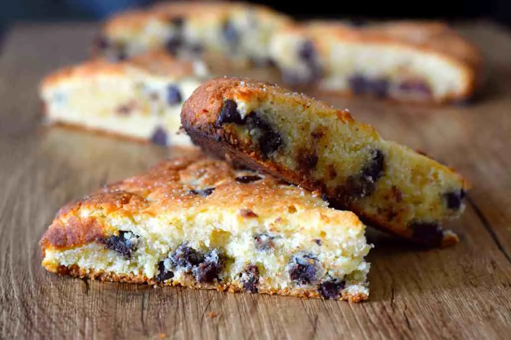keto chocolate chip scones