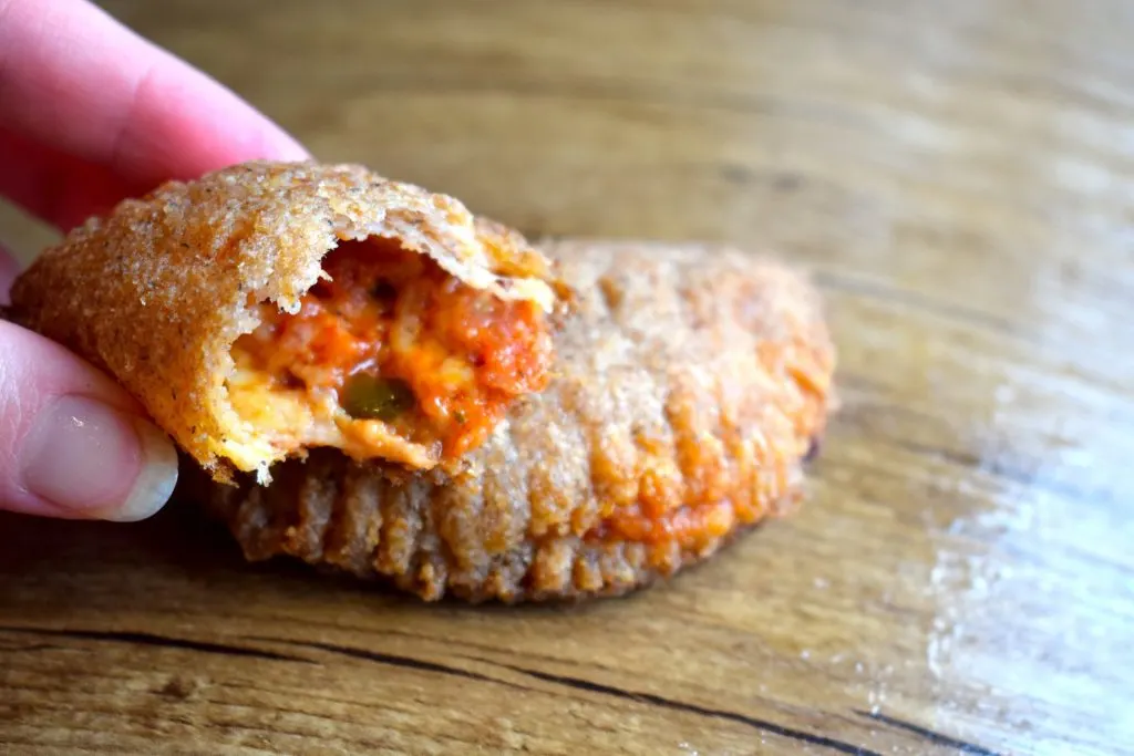 keto pizza pocket fillings