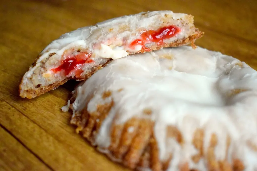 strawberry cream cheese hand pies