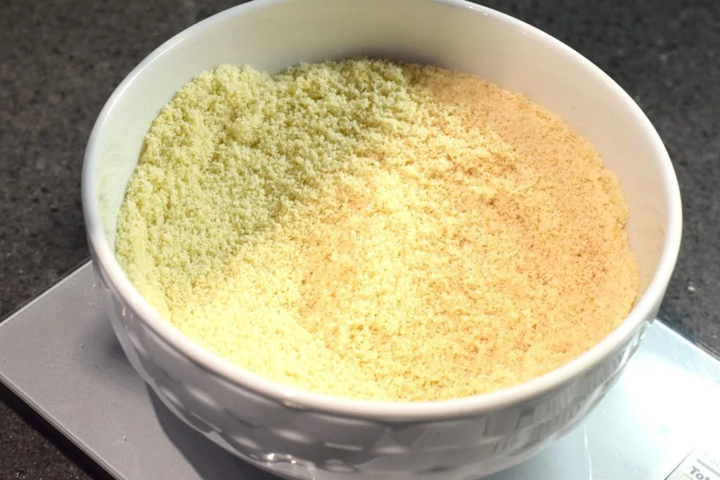 almond flour, salt, cinnamon