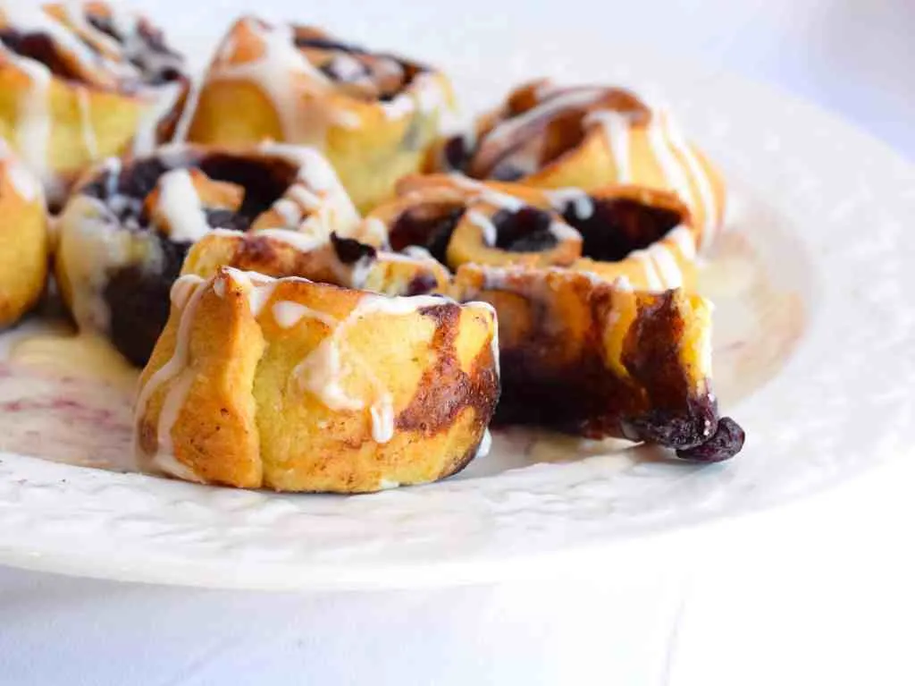 low carb blueberry pastry