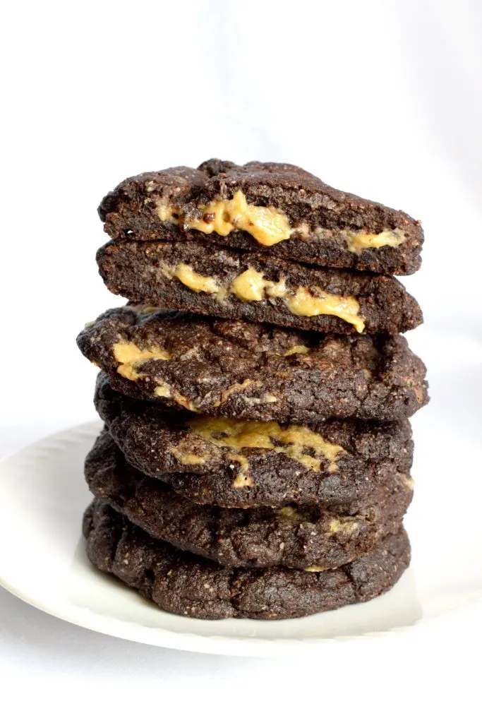 keto chocolate caramel filled cookies keto chocolate caramel filled cookies