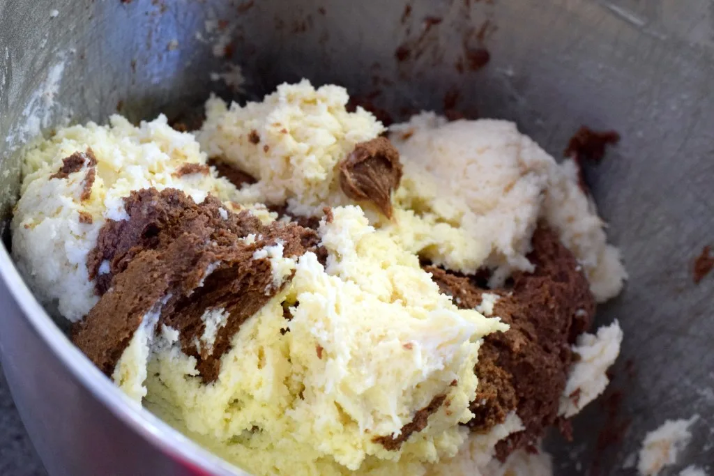 keto low carb marble cupcake batter