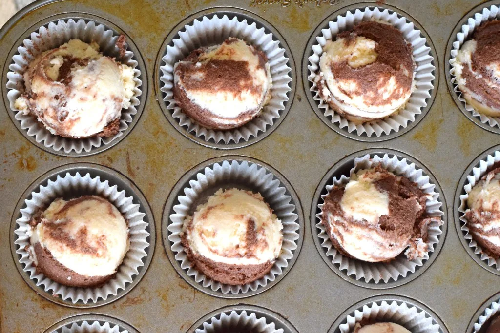 keto marble cupcakes