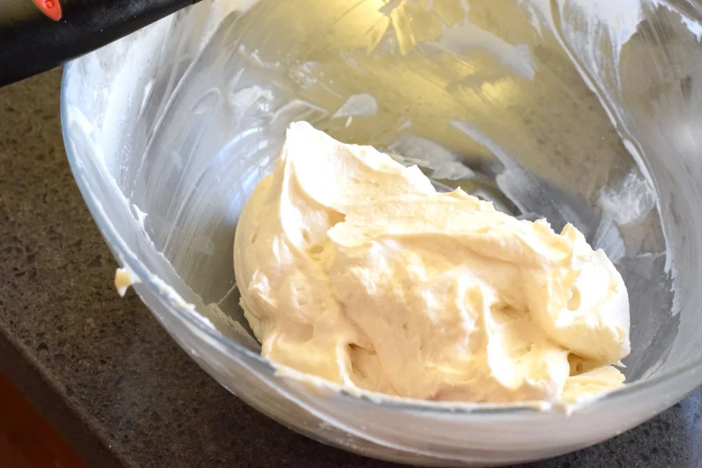 keto vanilla cream cheese frosting