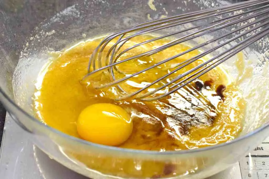 egg vanilla extract butter