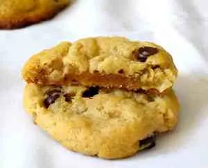 keto mozzarella chocolate chip cookies keto mozzarella chocolate chip cookies recipe