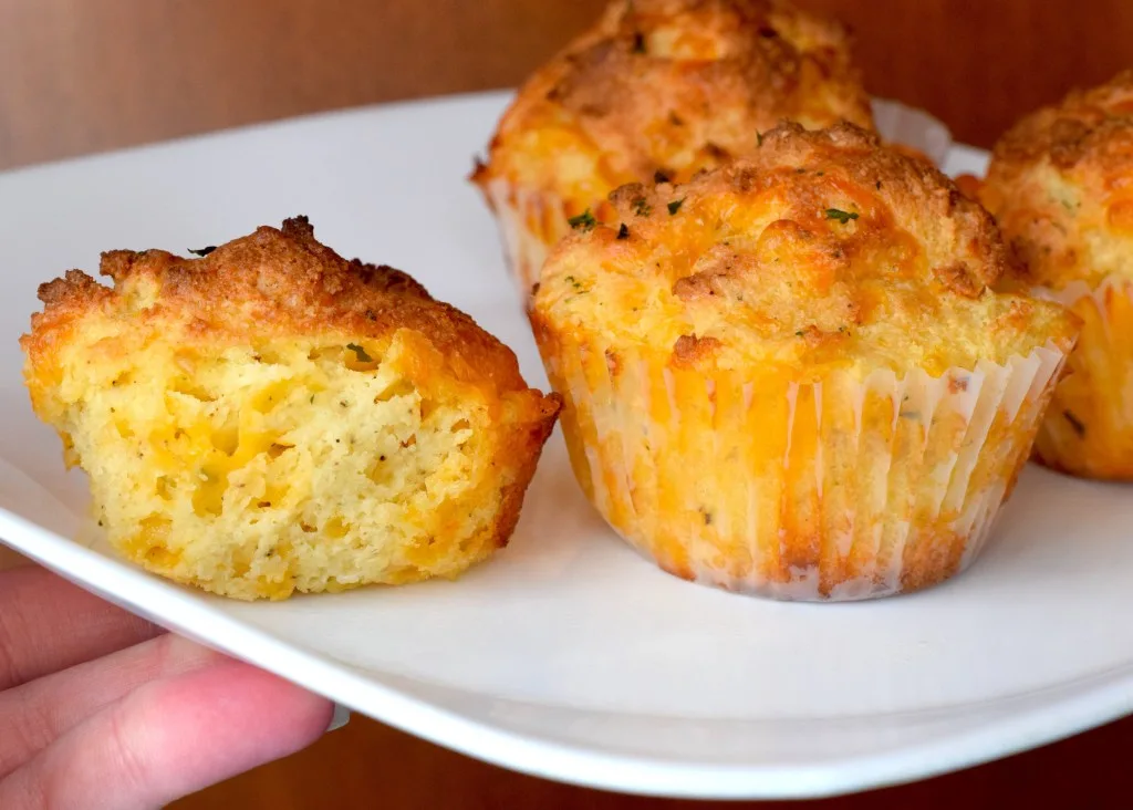 keto cheddar cheese muffins