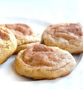 keto cheesecake stuffed snickerdoodle cookies
