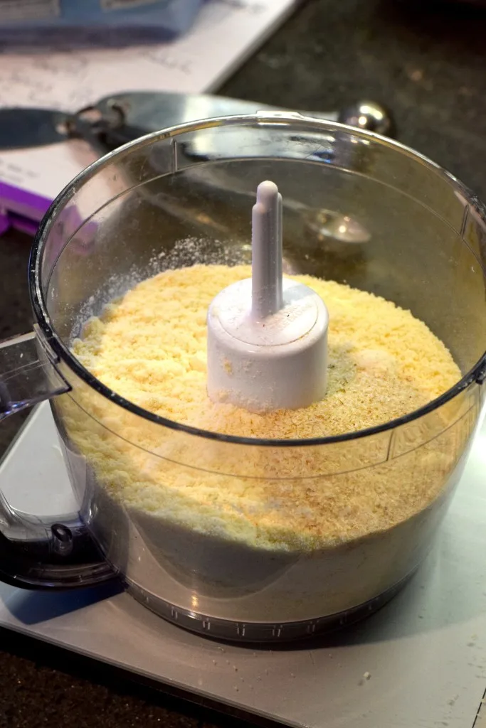 almond flour coconut flour Xanthan Gum psyllium husks