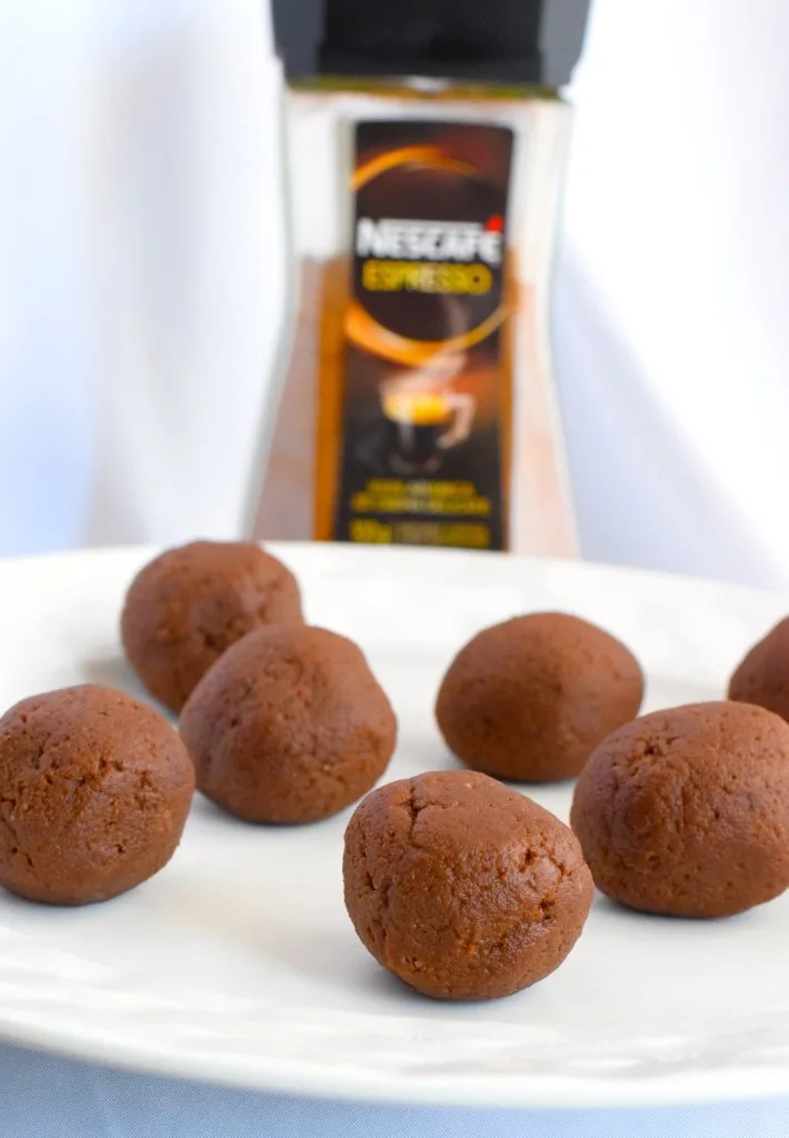 keto chocolate espresso balls recipe