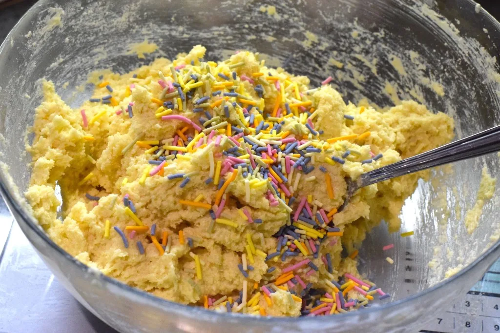keto funfetti cookie batter keto funfetti cookie batter