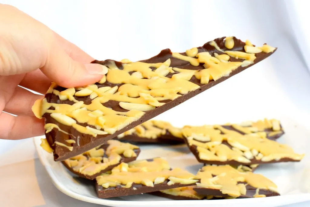 low carb chocolate caramel bark