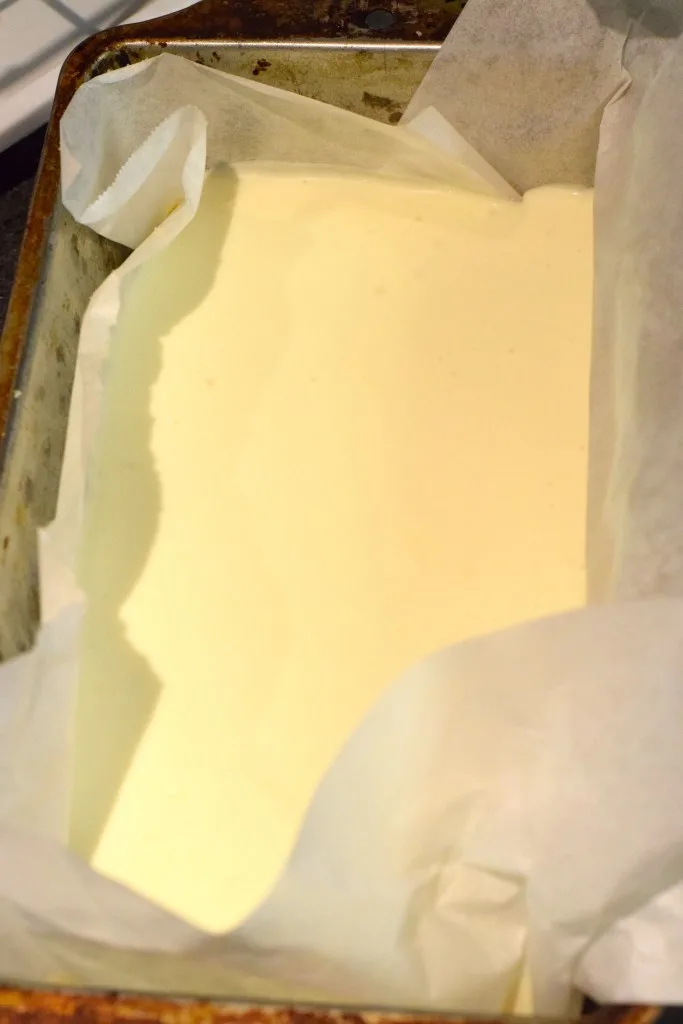 keto no bake cookie dough cheesecake batter