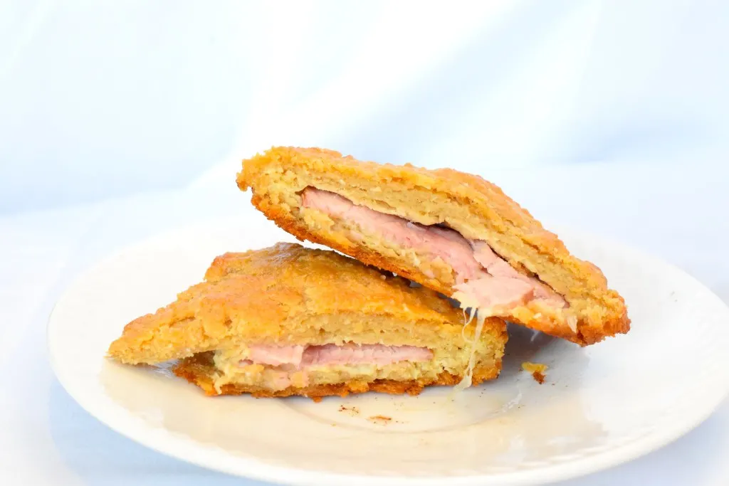 Keto Ham and cheese pastry recipe