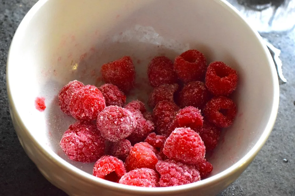 raspberries with coconut flour