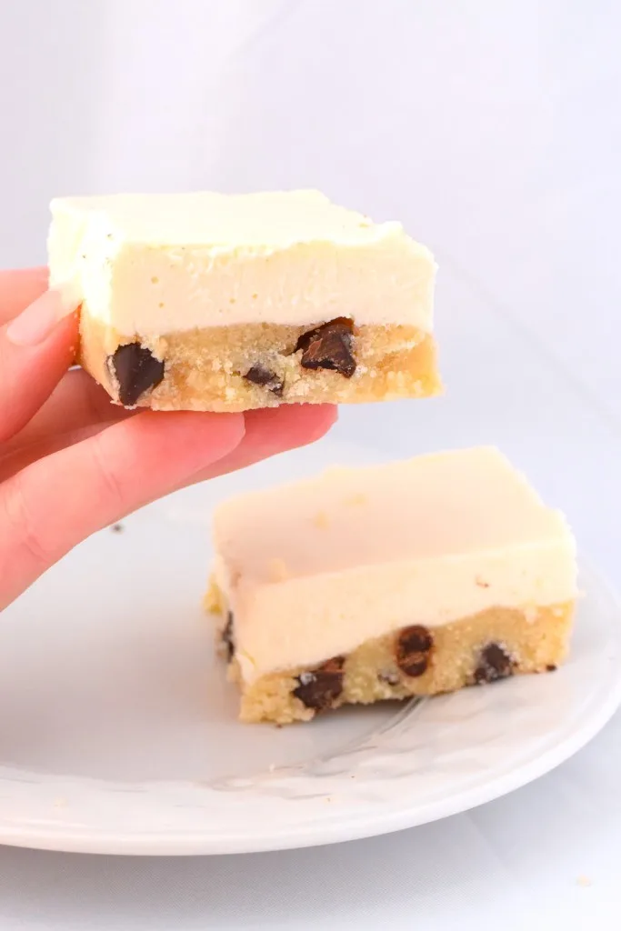 Keto No Bake Cookie Dough Cheesecake Bars chocolate chip cookie cheesecake bars keto