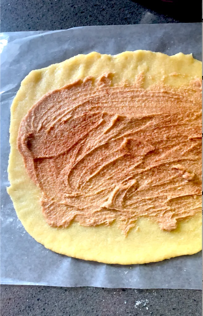 cinnamon Sukrin brown sugar butter