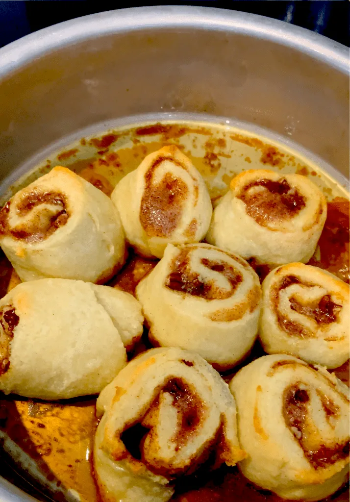 keto pecan caramel cinnamon rolls recipe