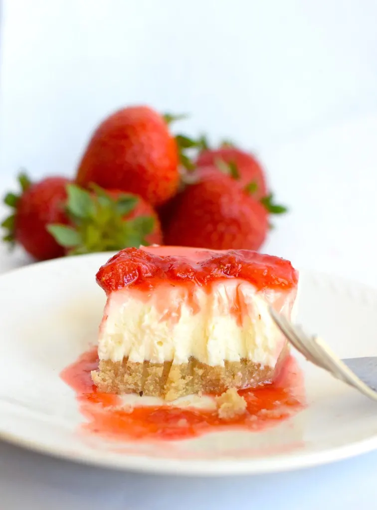 strawberry cheesecake best keto 