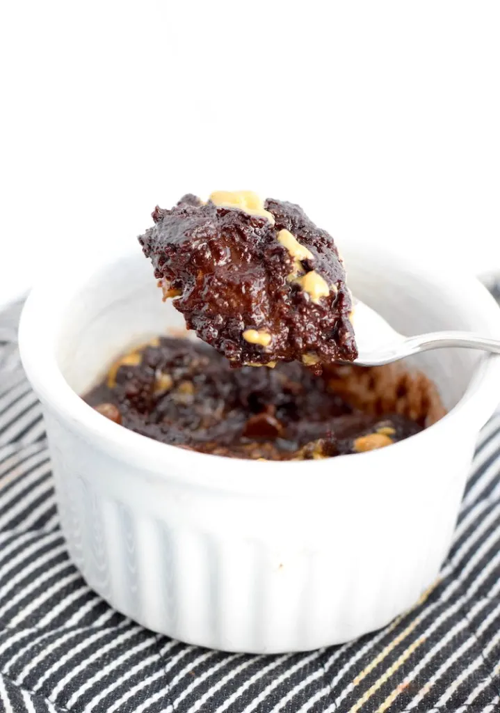 keto almond flour chocolate mug cake