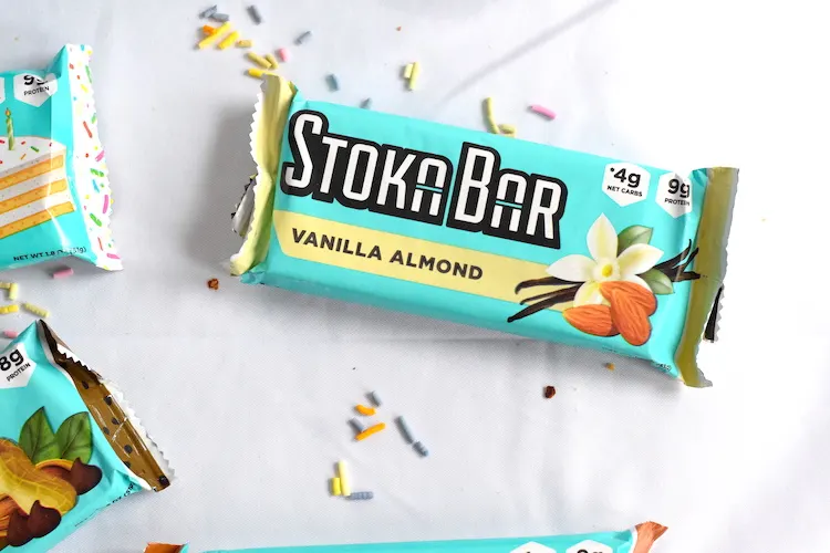 vanilla almond stoka bar review