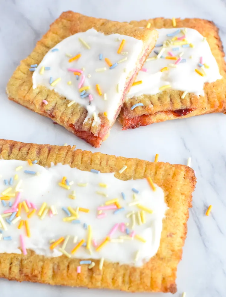 low carb strawberry pop tarts