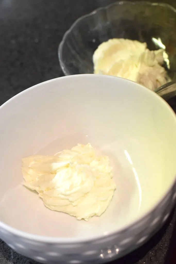 keto cream cheese coconut oil frosting keto cream cheese coconut oil frosting