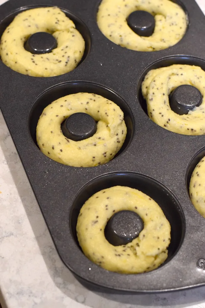 keto lemon donuts