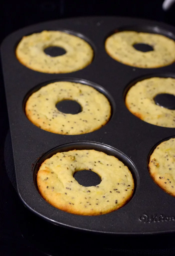 sugar free lemon poppy seed donuts sugar free lemon poppy seed donuts