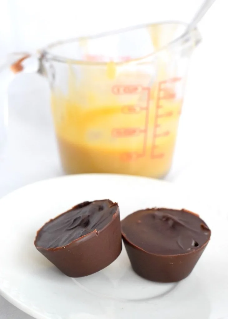 keto chocolate cups