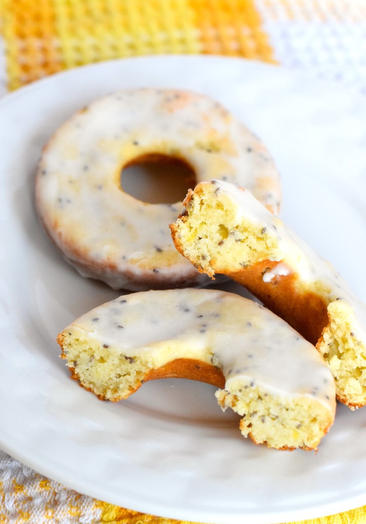 low carb lemon poppy seed donuts recipe